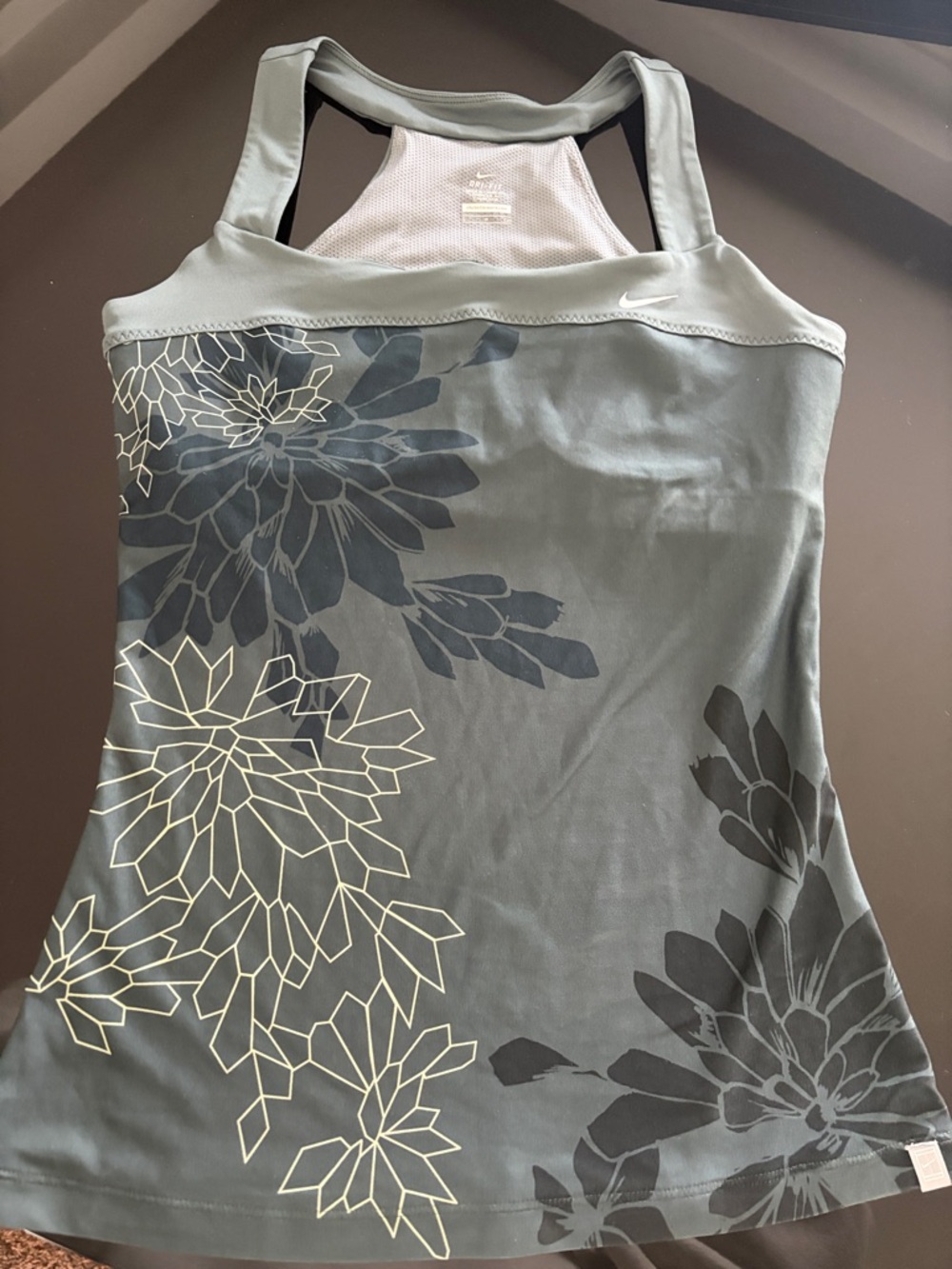 Vintage Y2K Nike Women's Sage Green Floral Racerback Tank Top